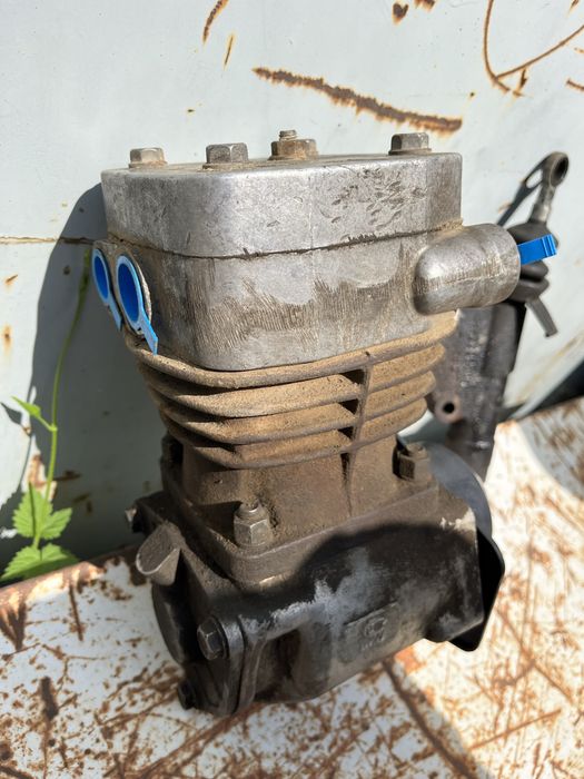 Компрессор на камаз оригинал