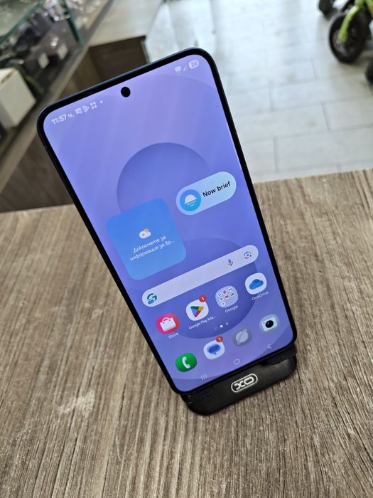 Samsung Galaxy S25 / 128GB