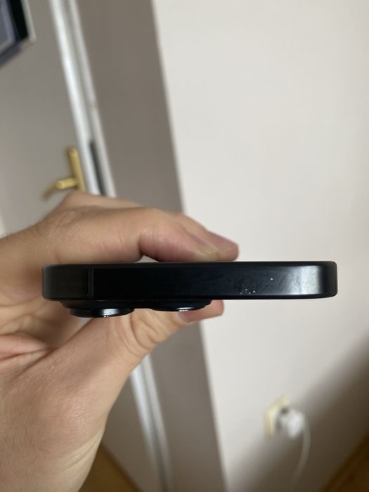 iPhone 16 Pro 128GB Гаранция 2027 93% батерия