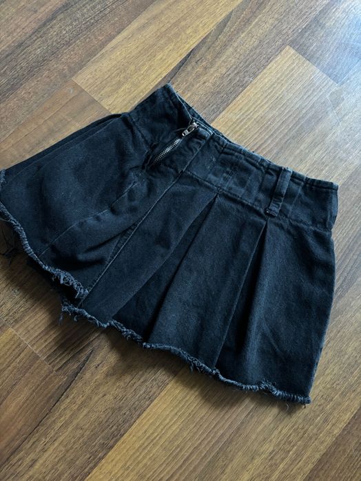 мини пола с шорти BERSHKA