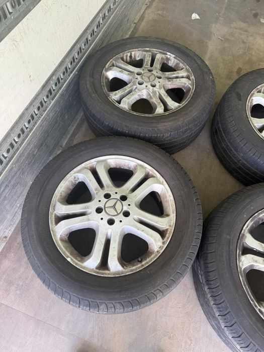 Оригинални 18" джанти за Mercedes-Benz с летни гуми – 399 лв