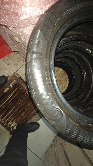 Продам комплект летних шин