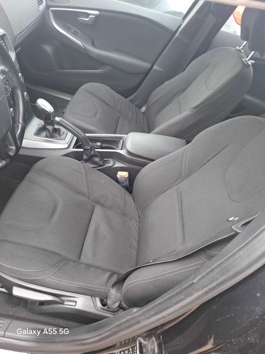 Volvo V40 ,An 2013, Diesel, 1,6 ,Cutie manuala 6 trepte, E 5, Led zi.