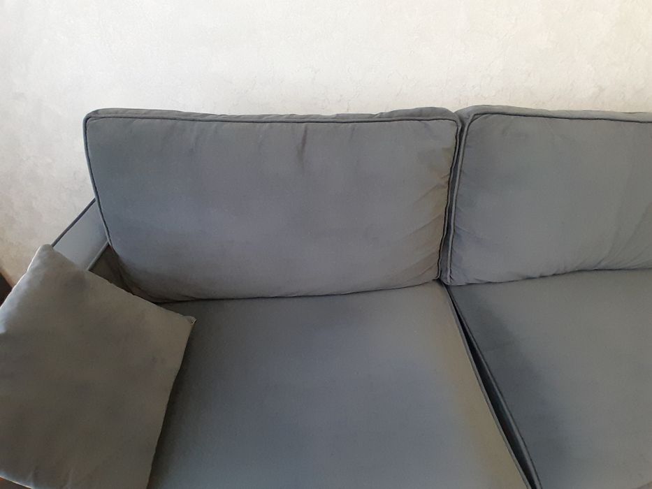 Продаю диван раскладывающийся СРОЧНО