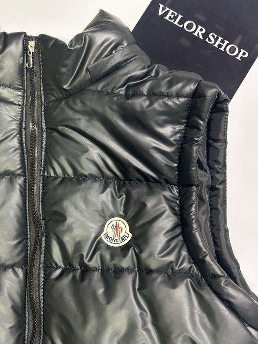 безрукавка Moncler