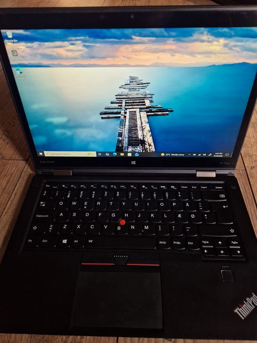 Vand Laptop Lenovo Thinkpad X1 Yoga,  I7 gen 6, 16gb ram, 256 ssd, QHD, Touchscreen
