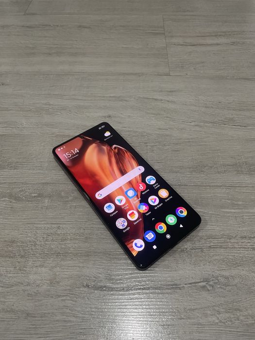 Продам Poco X5 Pro черный 256гб