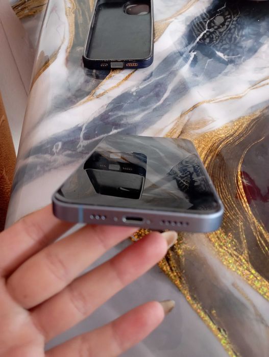 iPhone 14 новый чистый