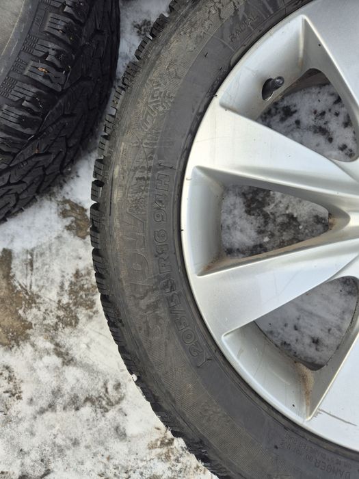 Шины липучка! Отличное состояние!