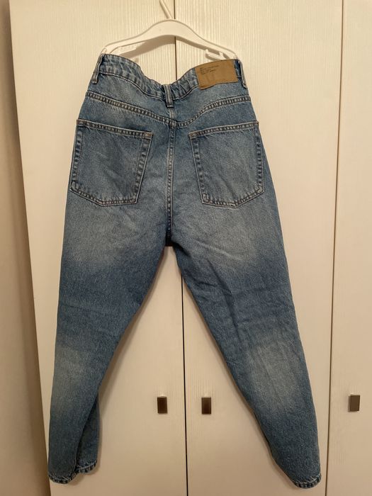 Blugi in stare excelenta