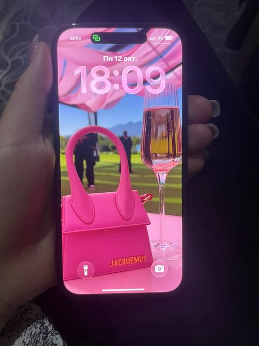 Айфон 15 256гб акб 83%