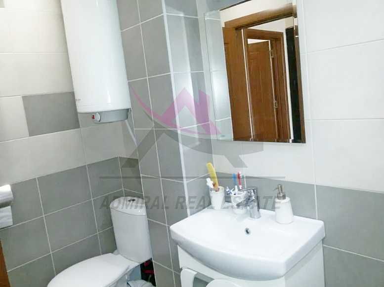 Дава се под наем Двустаен апартамент в Варна, Цветен квартал - 62 кв.м за 430 € - Снимка #3