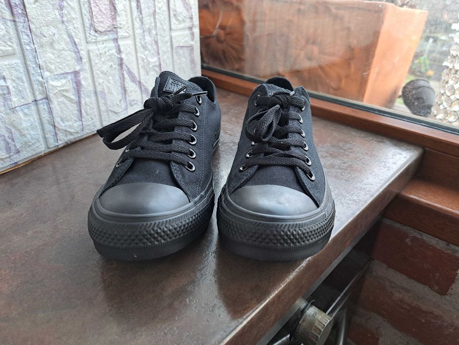 дамски кецове,гуменки,спортни обувки,маратонки,Converse,38 за момиче