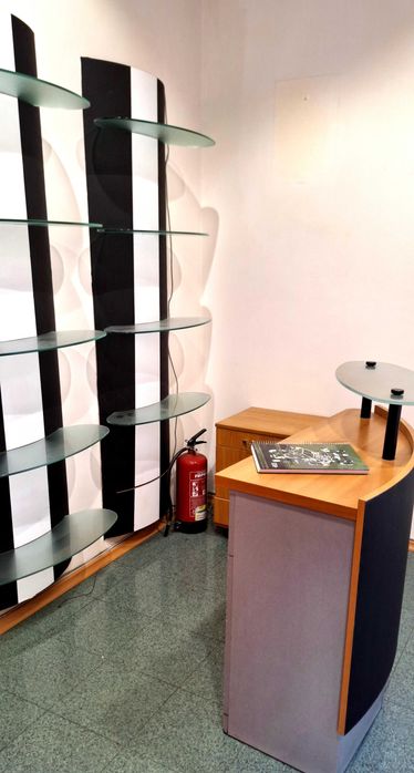 Продавам фризьорско оборудване-3800лв