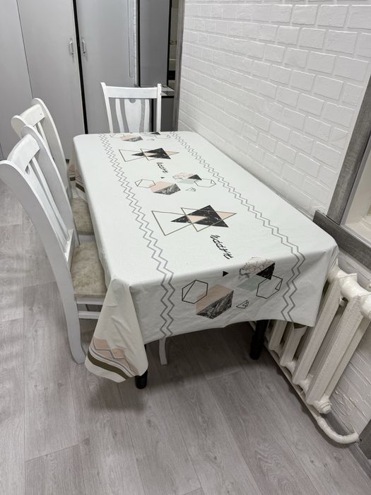 Divan stol stul eshik 3 dona hammasi sotladi