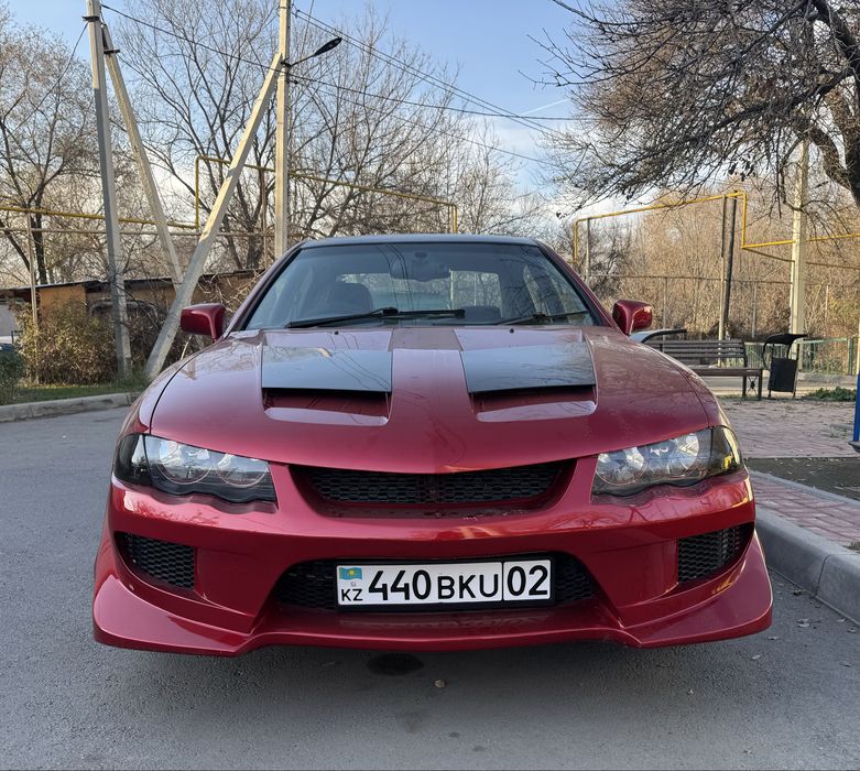 Продам Митсубиси Диамант