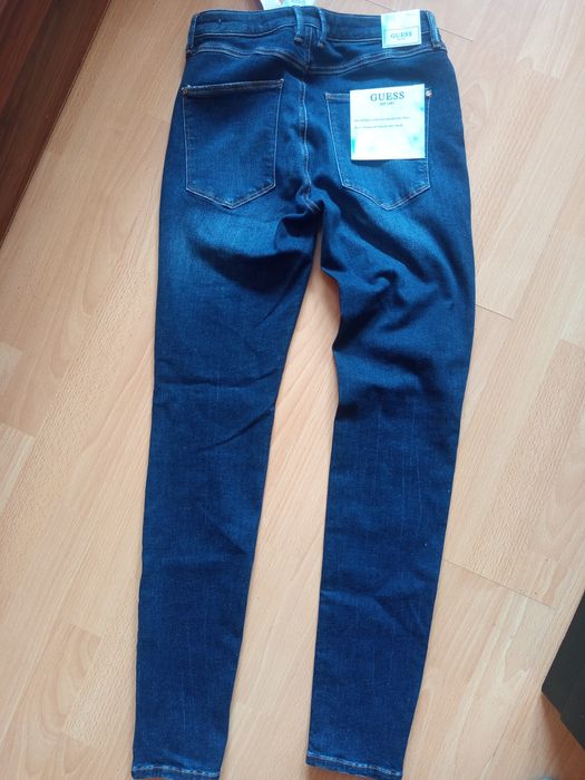 Дамски дънки Guess 29 UK/EUR 38