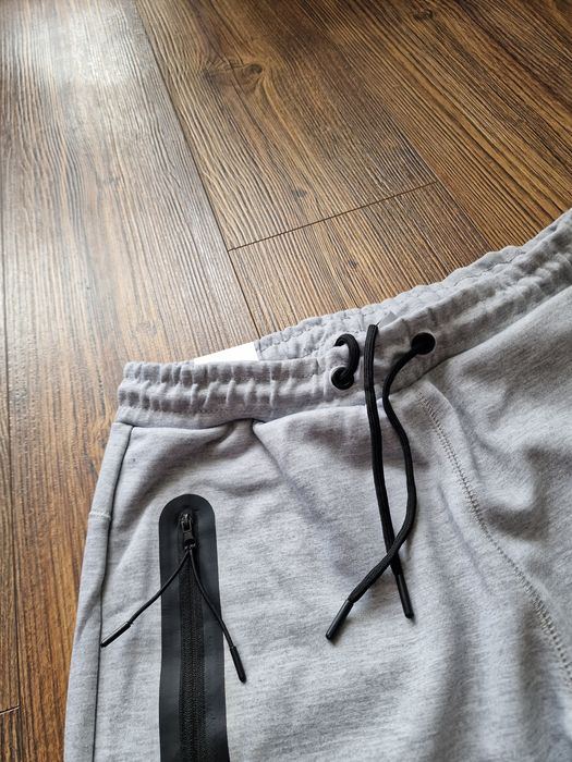 Страхотен мъжки спортен сет екип размер S M L