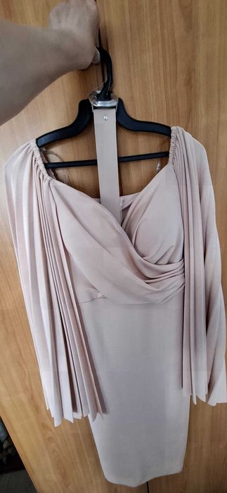 Vand rochie de ocazie