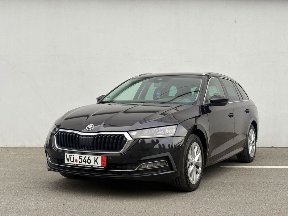 Skoda Octavia//First Edition//Lane Assist/Volan incălzit/Scaune cu memorie/Blind Spot/Banchetă spate incălzită