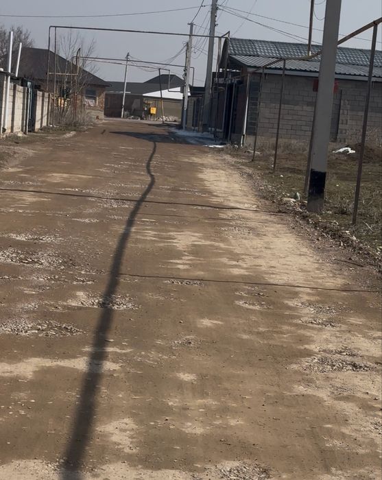 8 соток участок сатылады фундаментпен!