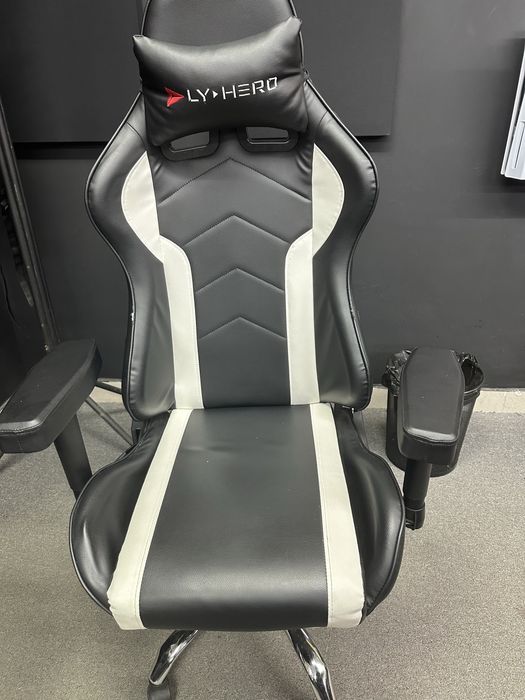 Игровое кресло компьютерное