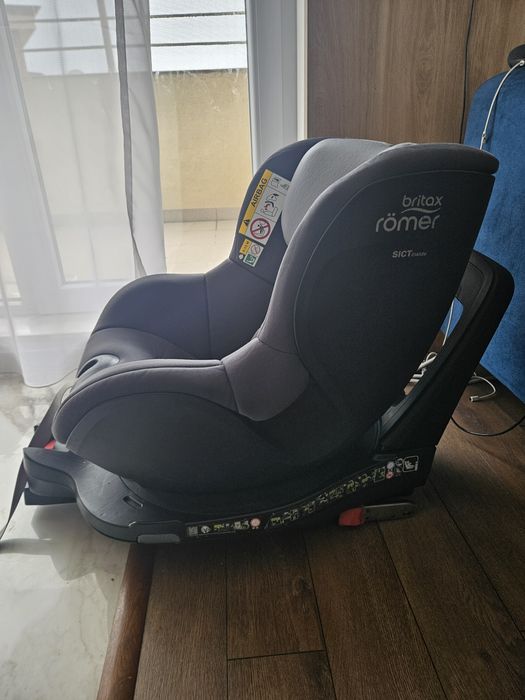 Столче за кола Britax romer Dualfix 0-4г (0-18кг)