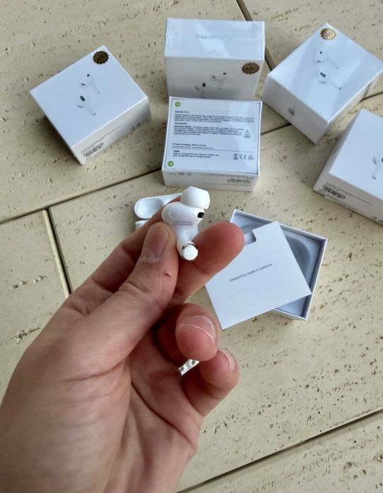 Vând airpods 3 pro