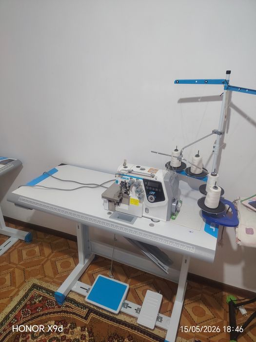 Original Tikuv mashinka overlok Jack C7 Urus