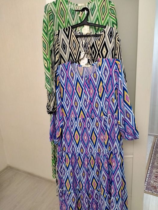 Продам летние платья