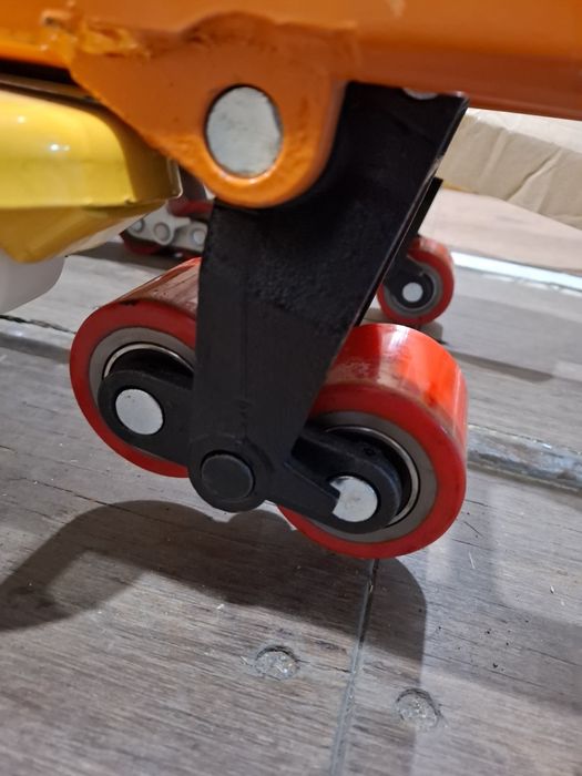 Рохля.гедроличекая тележка