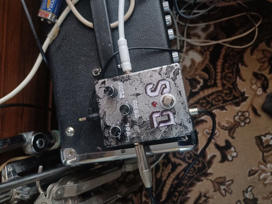 Педаль для гитары