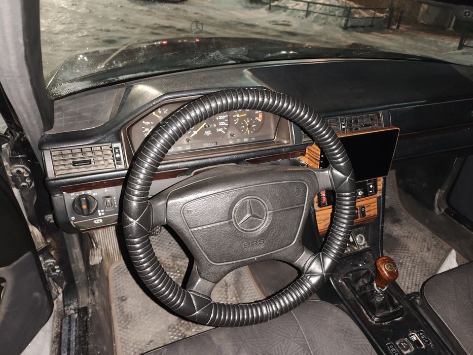 Продам или обменяю Мерседес w124