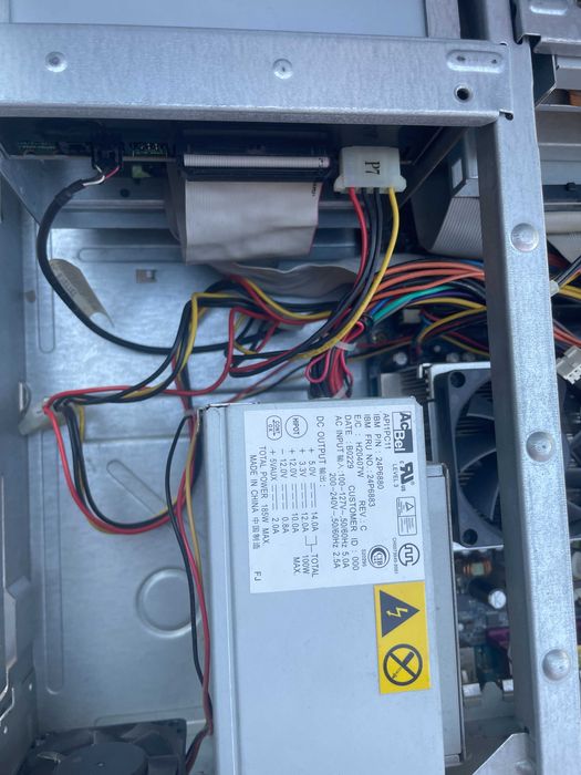 Vand PC pentru piese schimb, 40lei/bucata