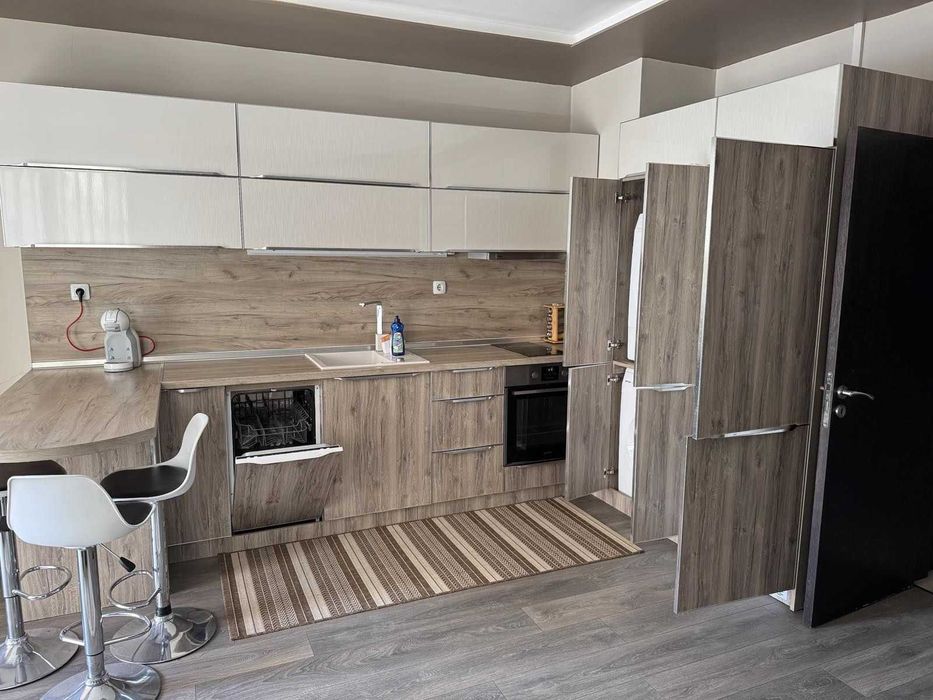 Дава се под наем Двустаен апартамент в Пловдив, Център - 60 кв.м за 500 € - Снимка #4