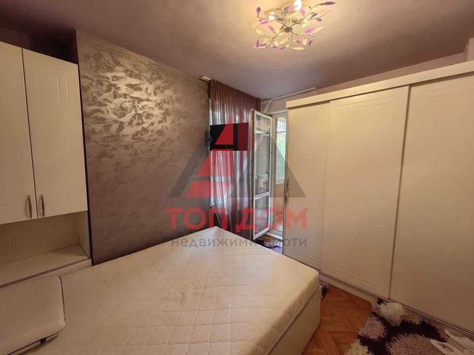 Дава се под наем Тристаен апартамент в Варна, Погреби - 82 кв.м за 663 € - Снимка #4