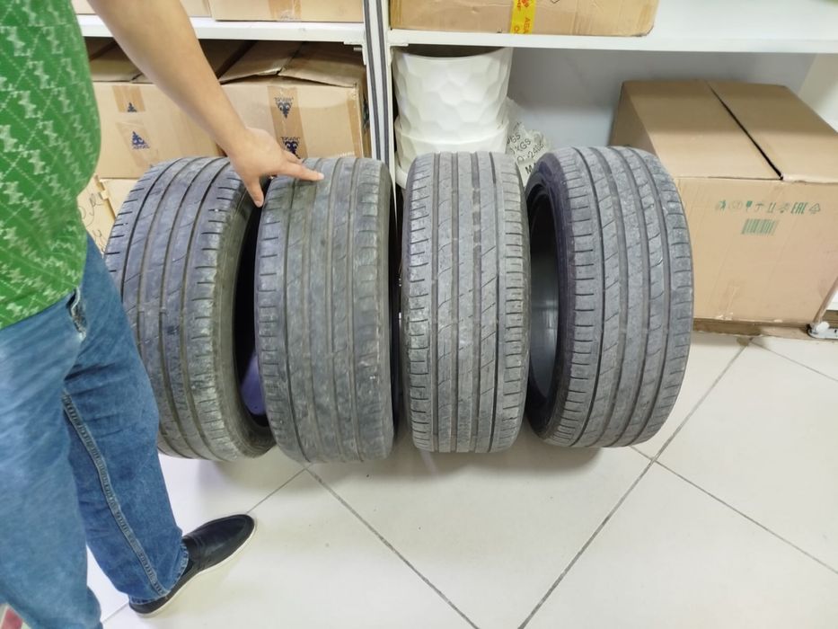 Б/у шина 245/45/19