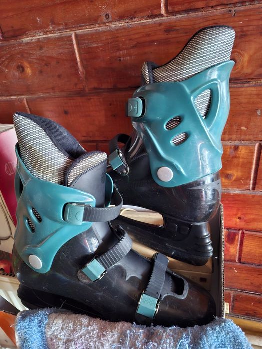 Patine ptr gheata ghetele au nr 40