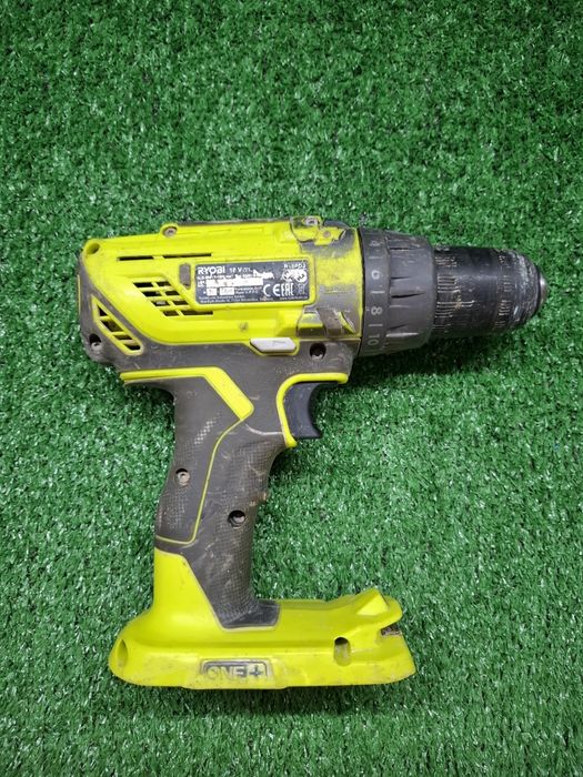 Ударен винтоверт на Ryobi R18PD3