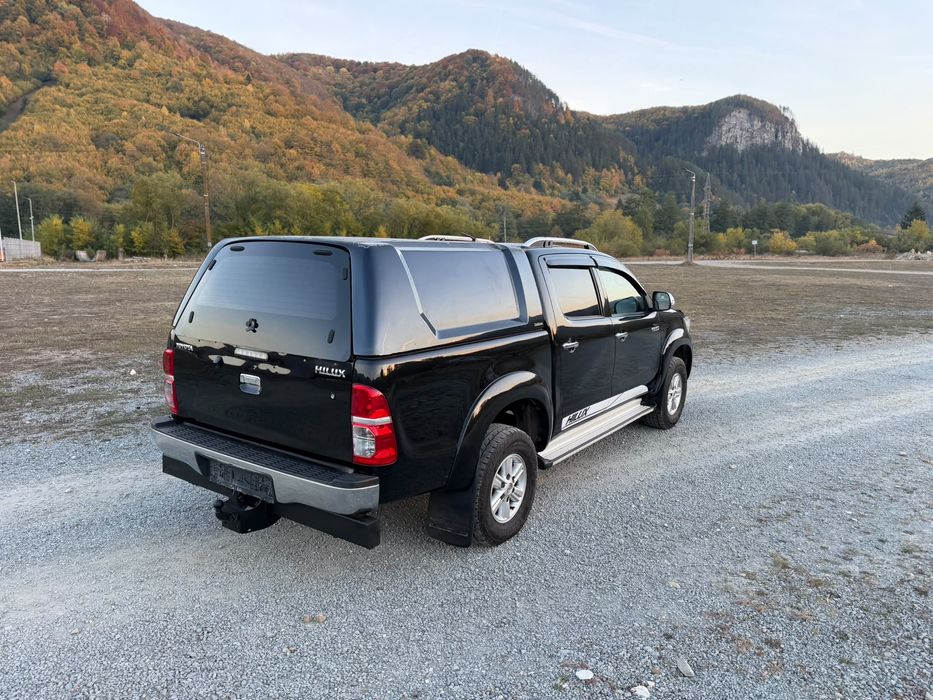 Toyota hilux 2.5/144 cp ! Blocant spate !