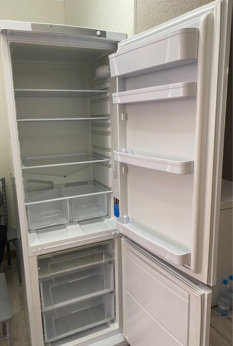 Продам холодильник