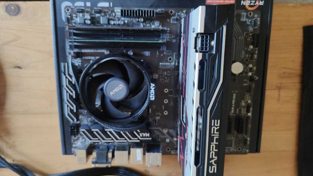 Комплект MSI B450 + Ryzen 3 1200 + 8GB DDR4 + RX 580 4GB