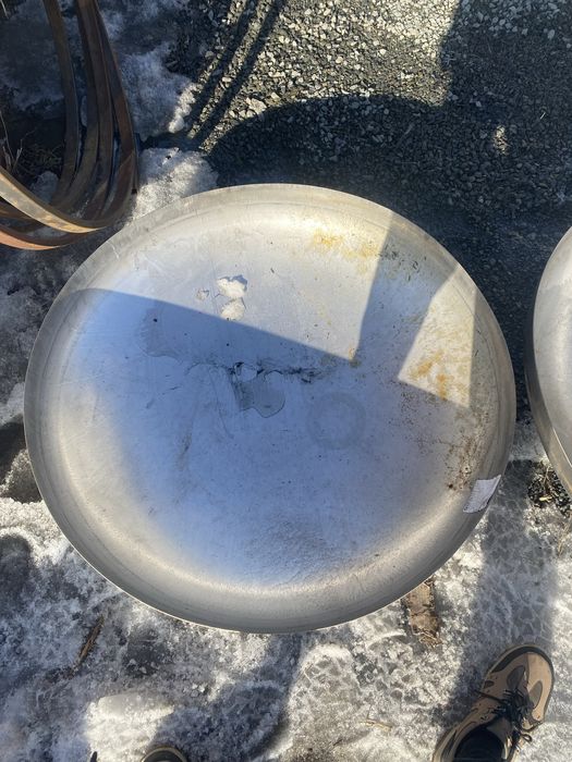 Крышка или дно для бака