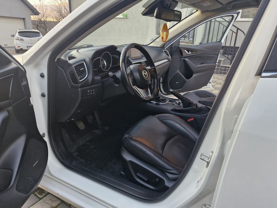 Mazda 3 2.2 Diesel SkyActiv 2015