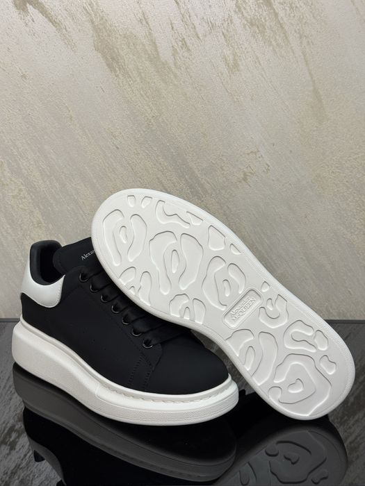Alexander Mqueen Alb/Negru