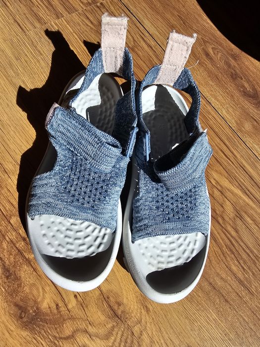 Sandale Drumeție la munte MH120 Decathlon, nr 32,