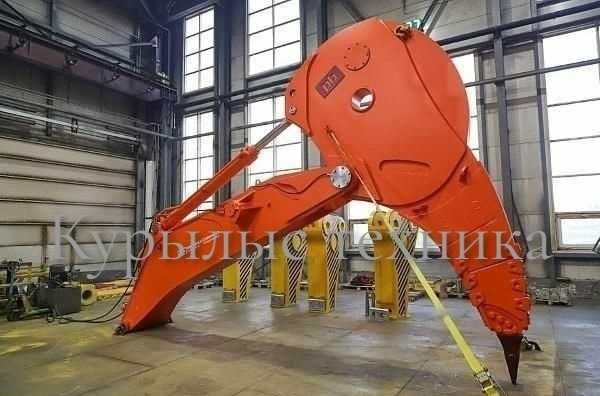 Мегарыхлитель для карьеров и горнодобывающей промышленности.