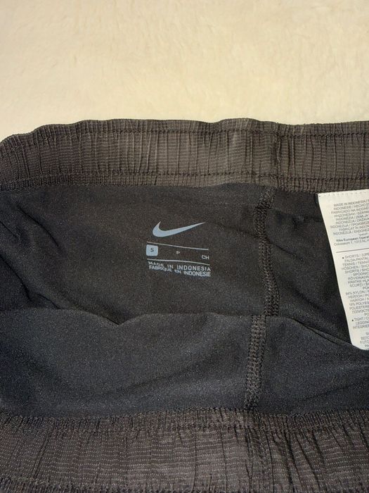 VAND Pantaloni alergare NIKE
