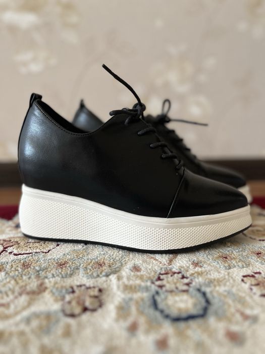 Женская обувь на платформе