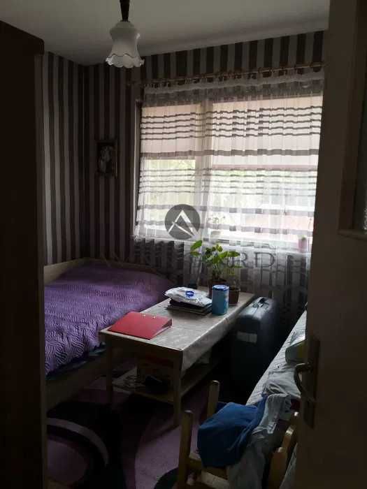 Продава се Четиристаен апартамент в Пловдив, Изгрев - 82 кв.м за 1037 €/кв.м - Снимка #3